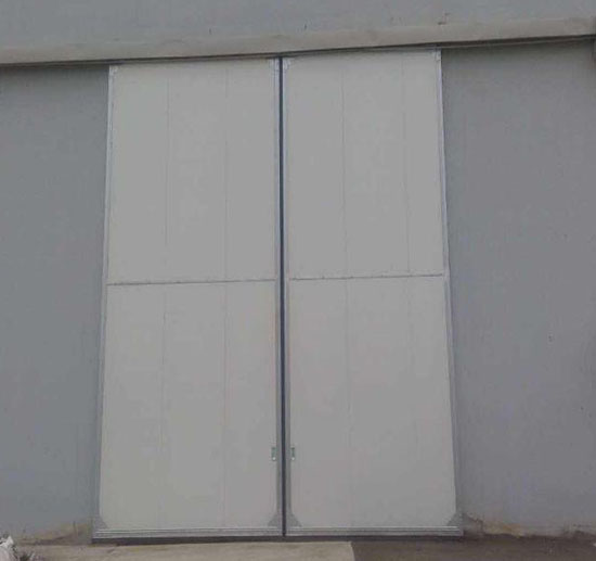車間工業(yè)推拉門.jpg 車間工業(yè)推拉門.jpg